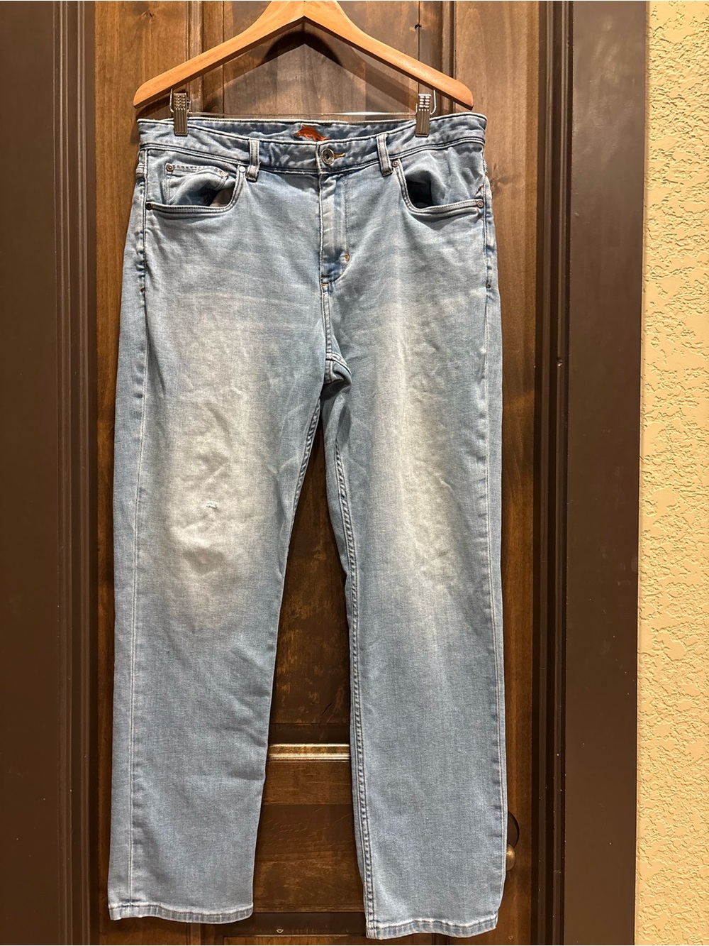 Tommy Bahama Light Blue Denim Jeans with Brass Button